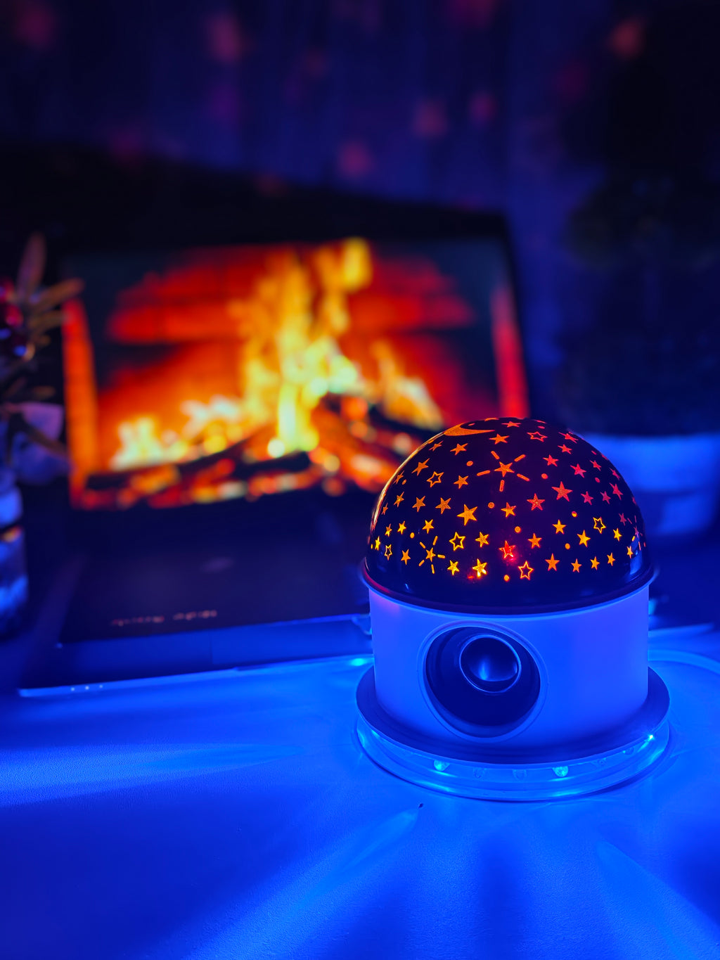 🔮 فيوزة – مصباح المجرة الذكي لأجواء استرخاء ودفء 🌌