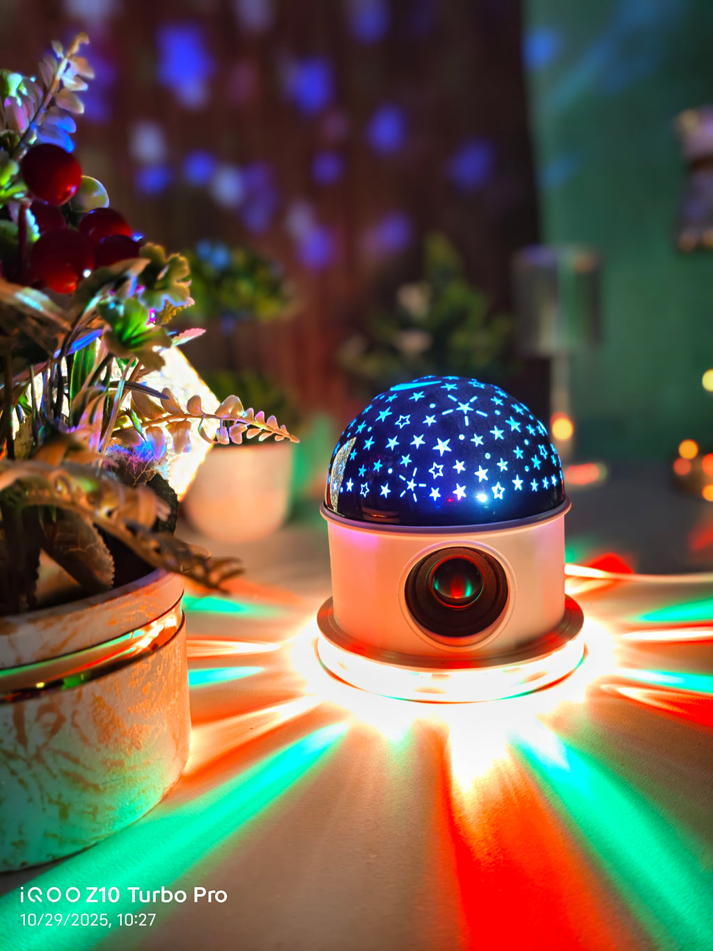 🔮 فيوزة – مصباح المجرة الذكي لأجواء استرخاء ودفء 🌌